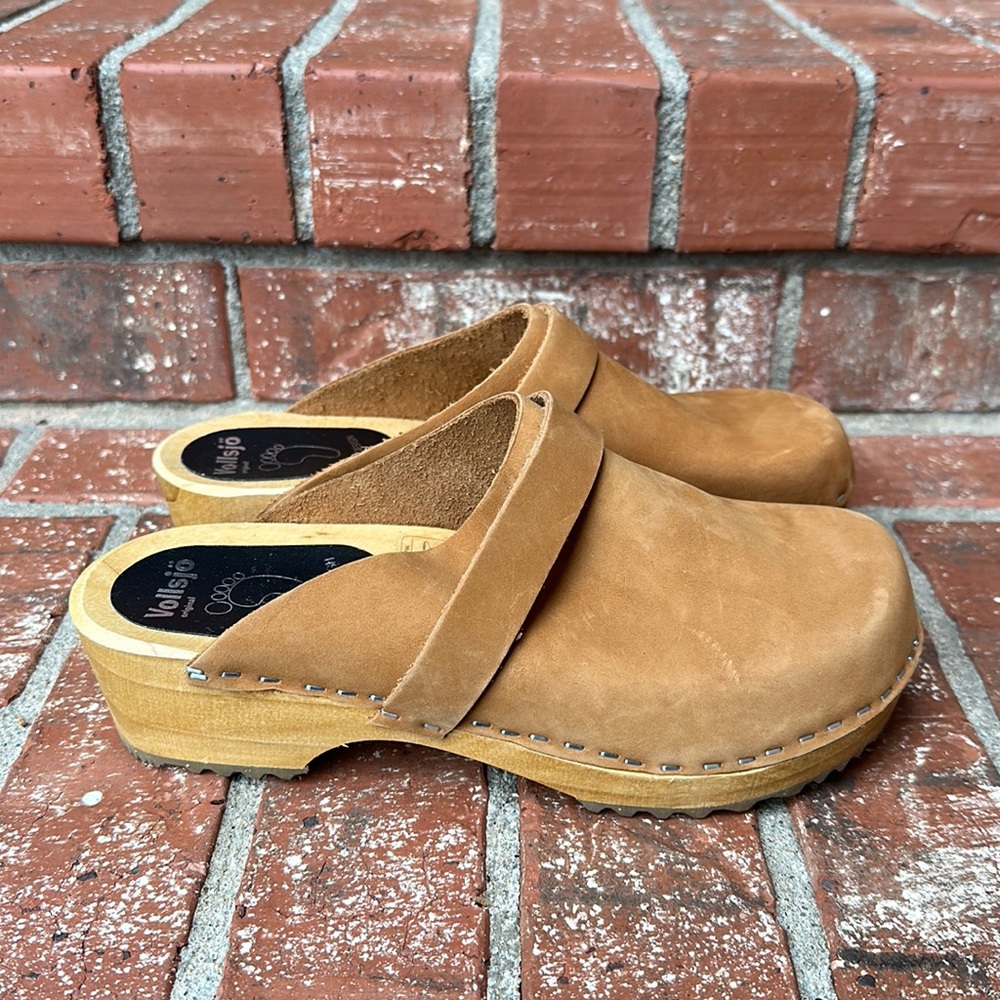 Vollsjo Women's Genuine Leather Suede Wooden Clogs in Light Brown Size 38